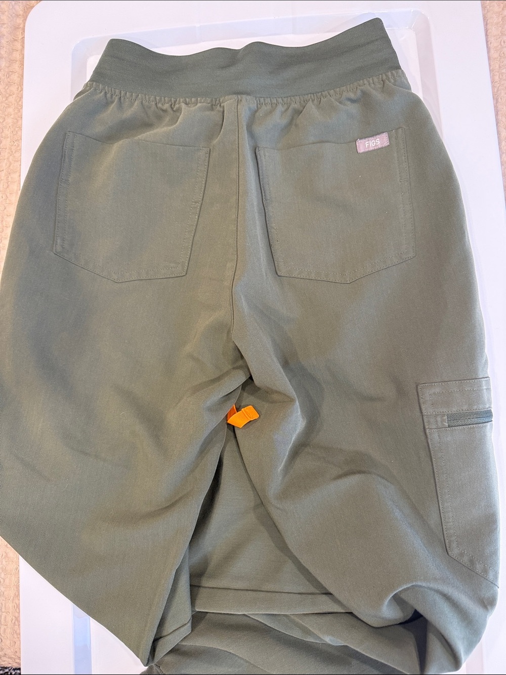 Figs Olive Green Scrubs - Picture 4 of 5
